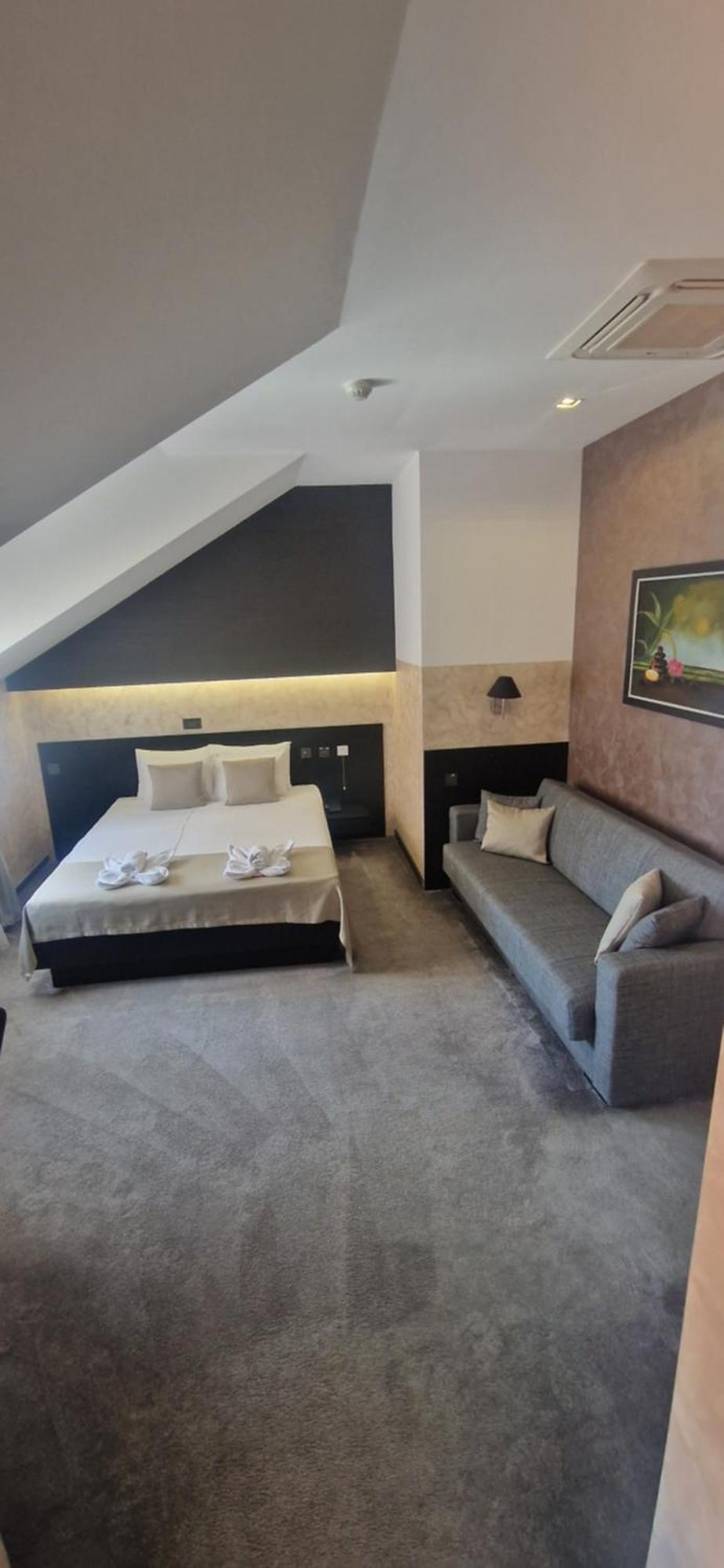 Garni Hotel Zen Free Parking นิส ภายนอก รูปภาพ