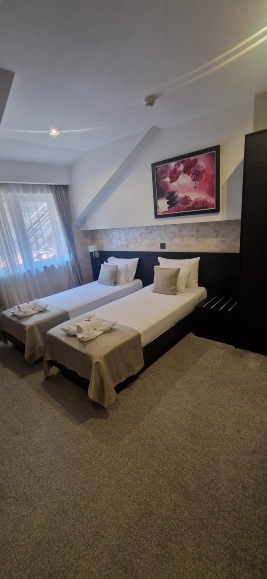 Garni Hotel Zen Free Parking นิส ภายนอก รูปภาพ
