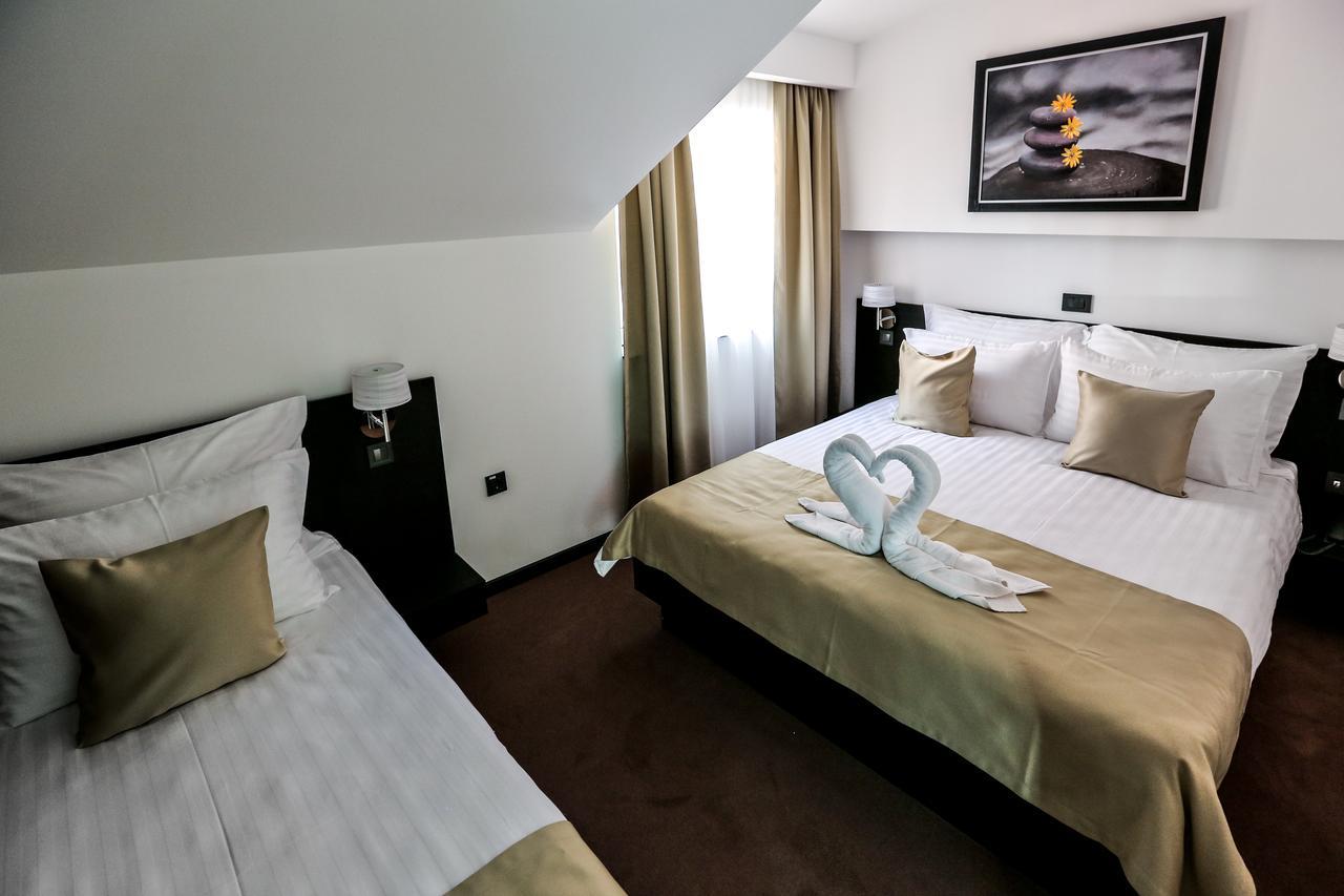 Garni Hotel Zen Free Parking นิส ภายนอก รูปภาพ