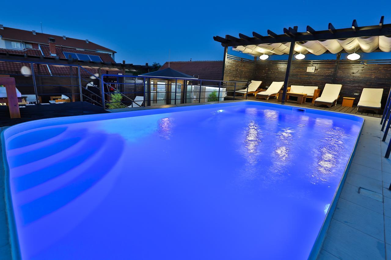Garni Hotel Zen Free Parking นิส ภายนอก รูปภาพ