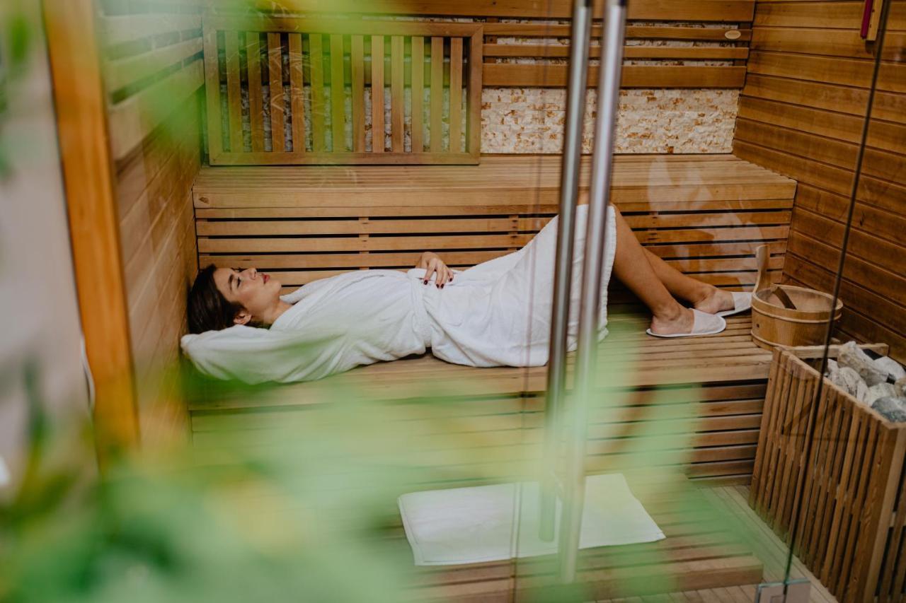 Garni Hotel Zen Free Parking นิส ภายนอก รูปภาพ